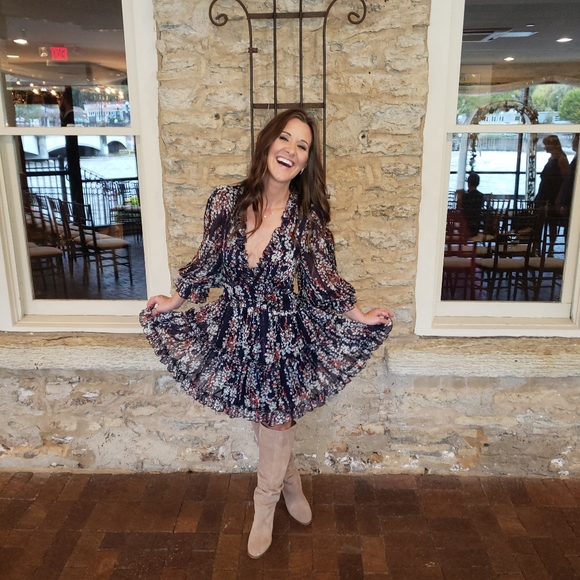 Meet your Posher, Jamie - Picture 3 of 3